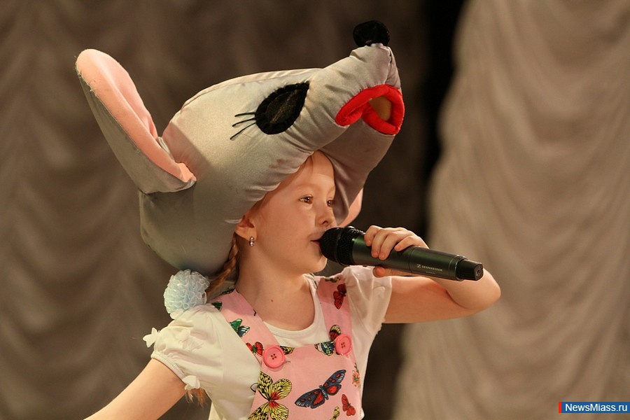  .       -  "  - 2015"