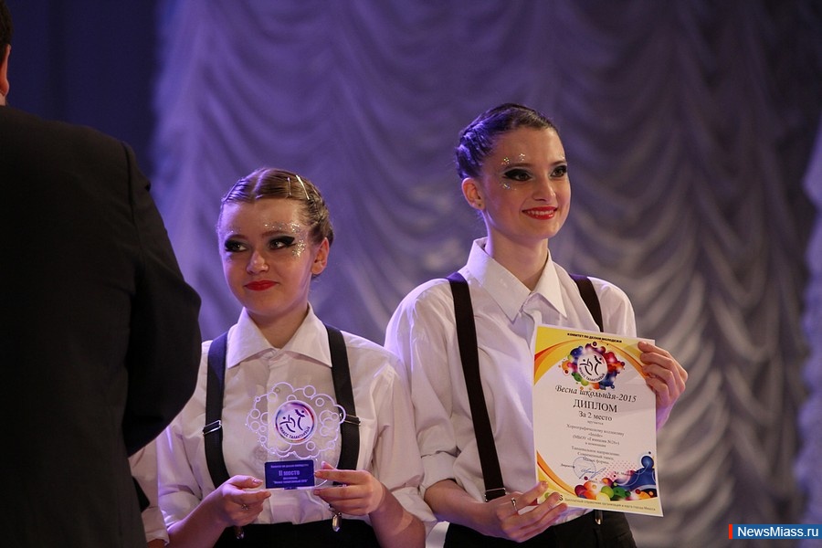  .       -  "  - 2015"