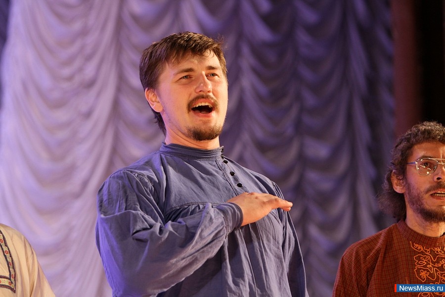  .       -  "  - 2015"