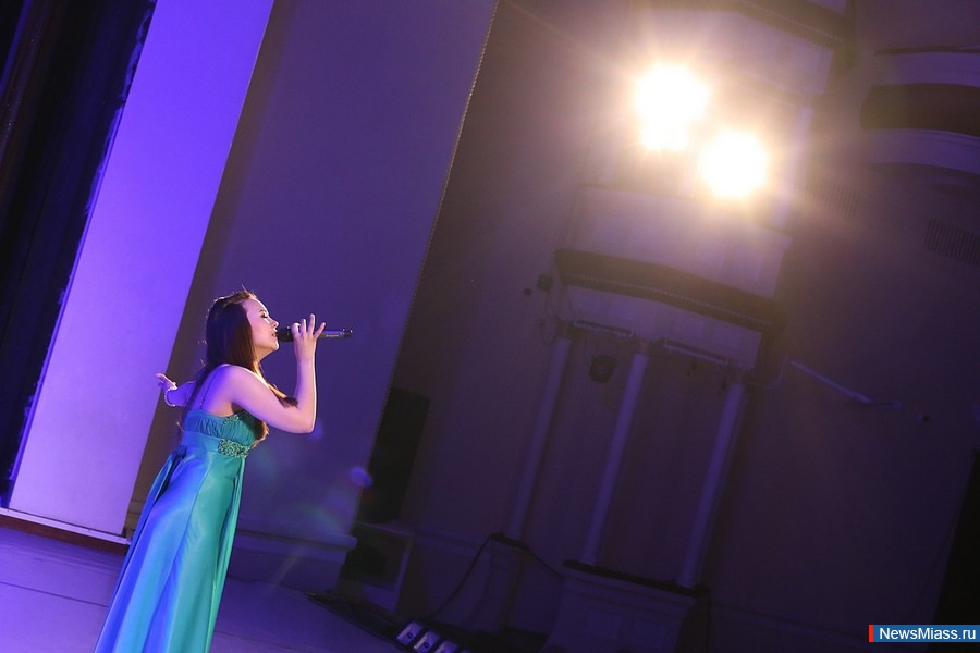  .       -  "  - 2015"