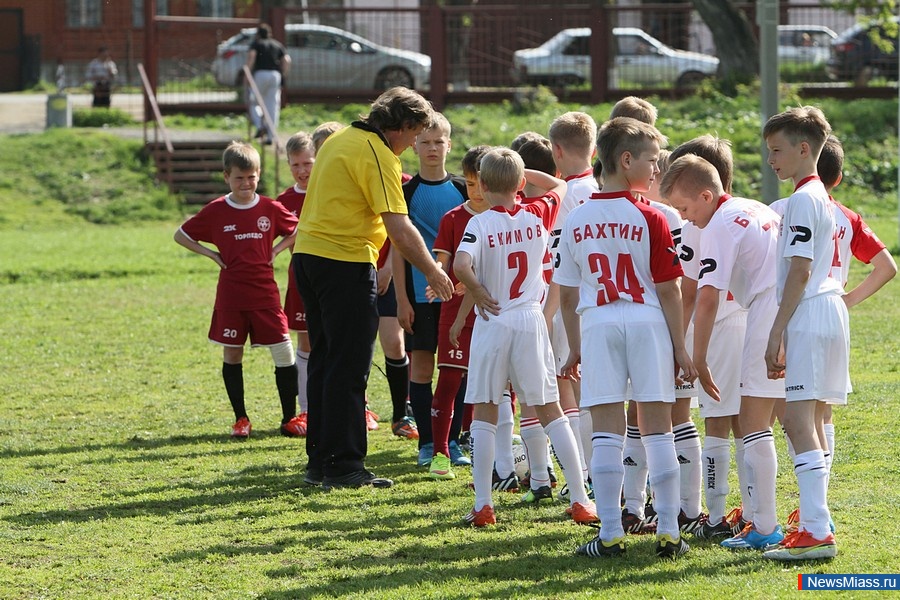  ""  . C      "-2015-"