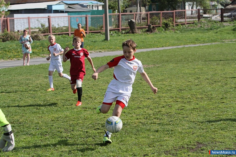  ""  . C      "-2015-"