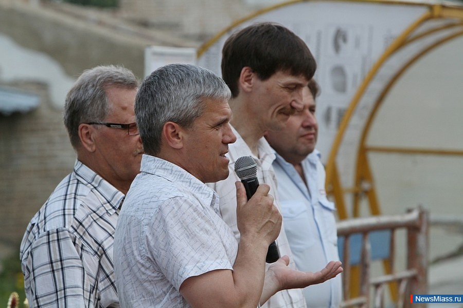  -  .    ""         "-2015 "