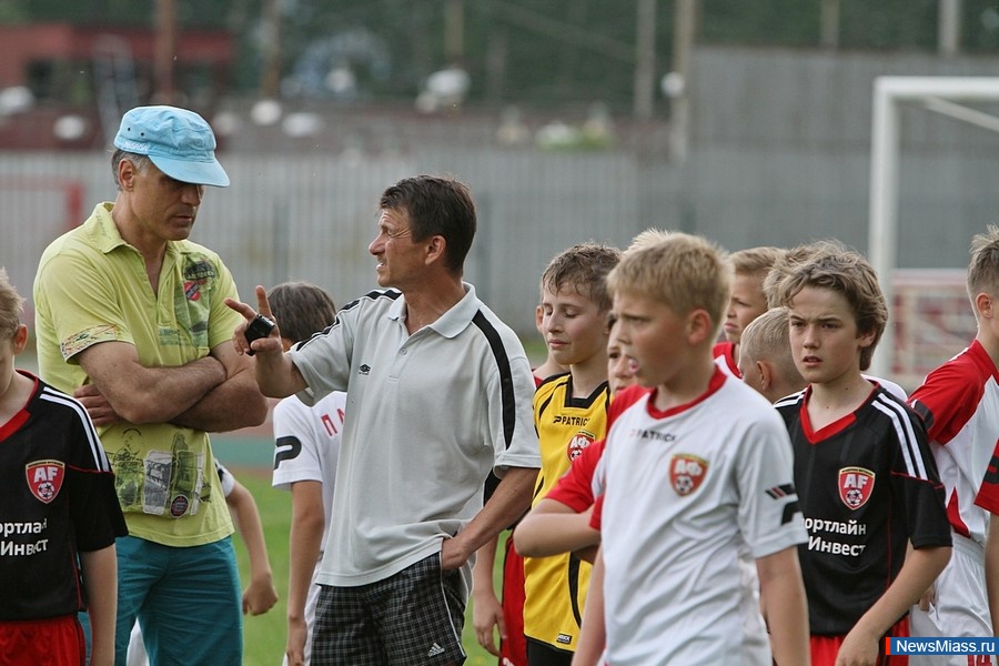  -  .    ""         "-2015 "