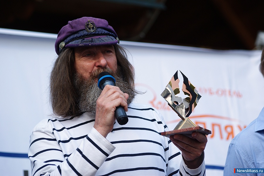 ""    .     Ը    ,   ""       