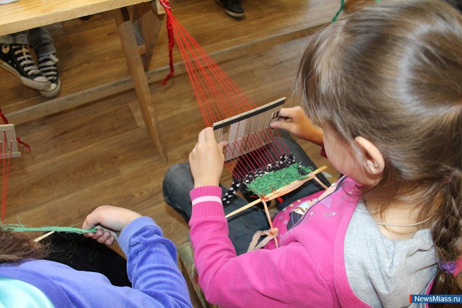   ,  -  .        "    "