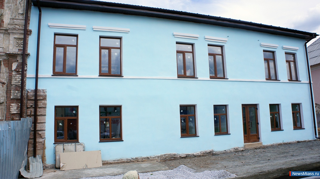      .         "",   "",  ,   "",      