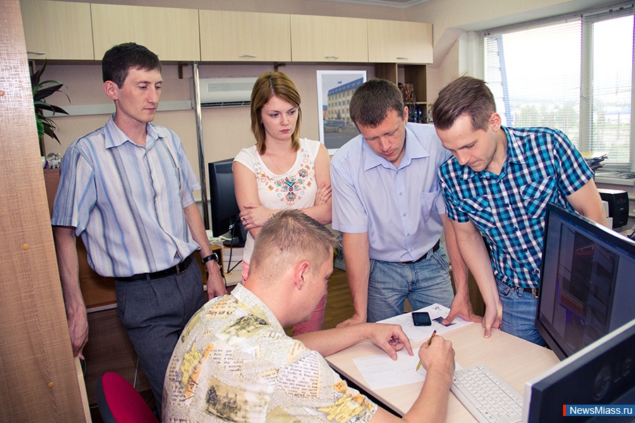    .   -    V     "  2015"