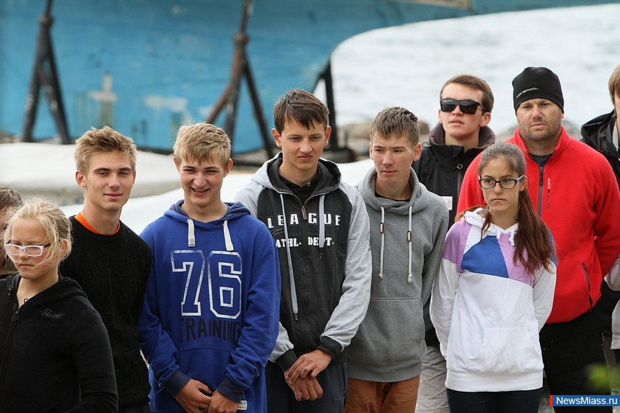    .       -      ,     ,  -  