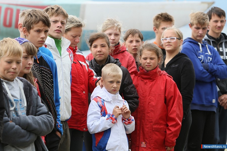    .       -      ,     ,  -  