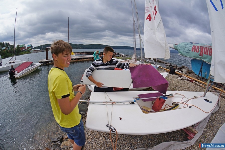    .       -      ,     ,  -  