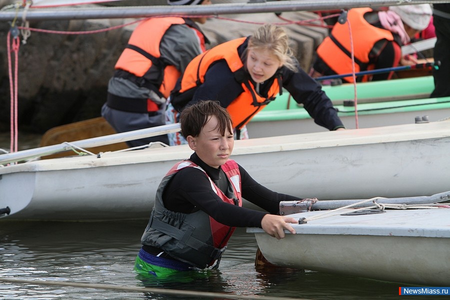    .       -      ,     ,  -  