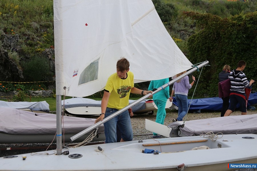    .       -      ,     ,  -  