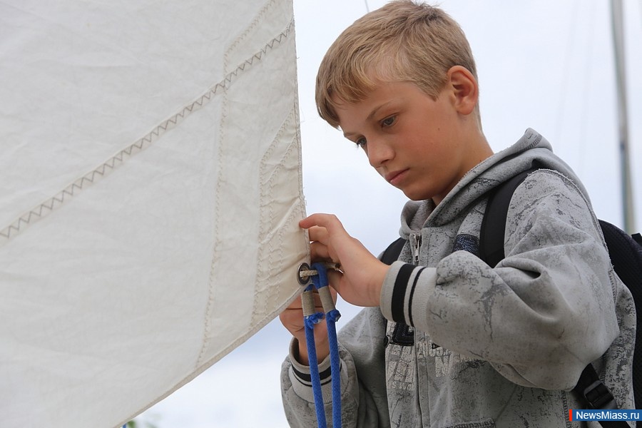    .       -      ,     ,  -  