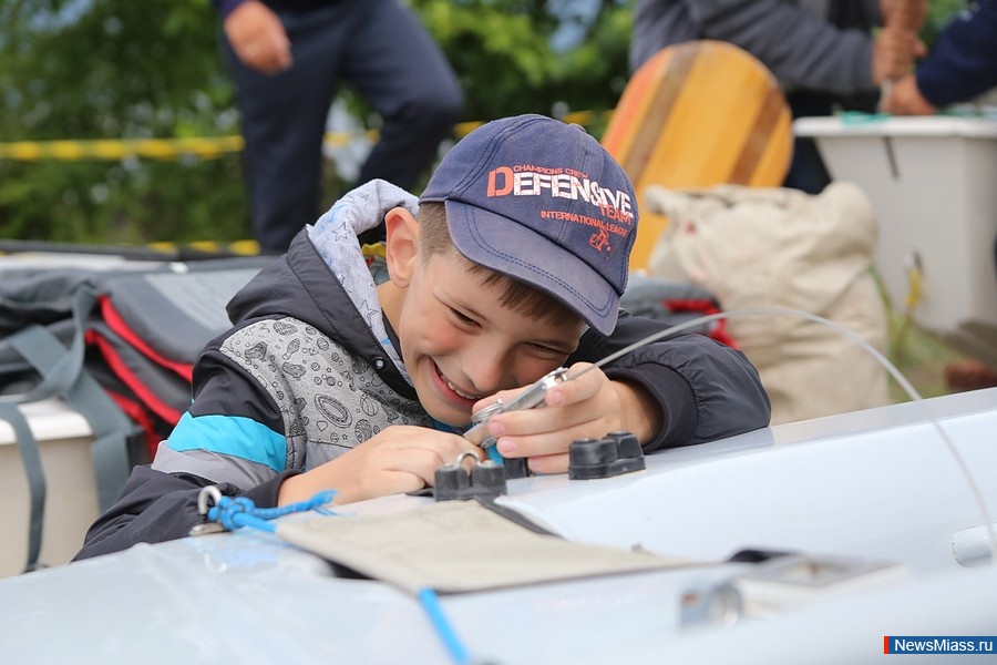    .       -      ,     ,  -  