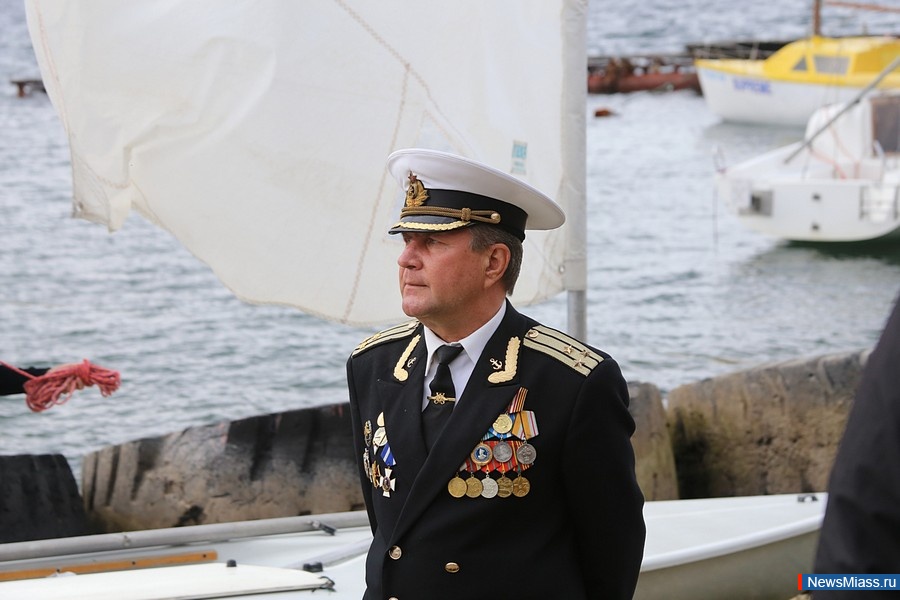    .       -      ,     ,  -  