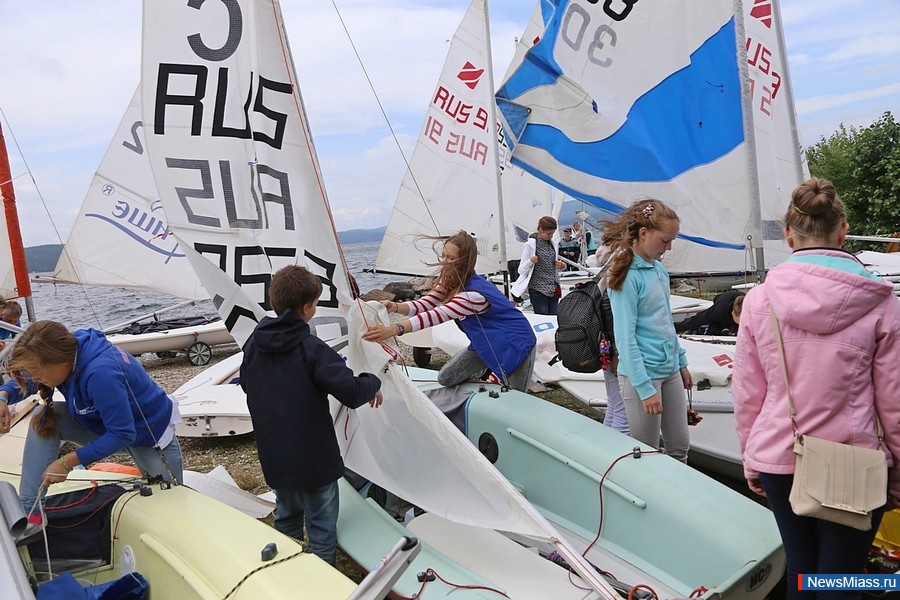    .       -      ,     ,  -  