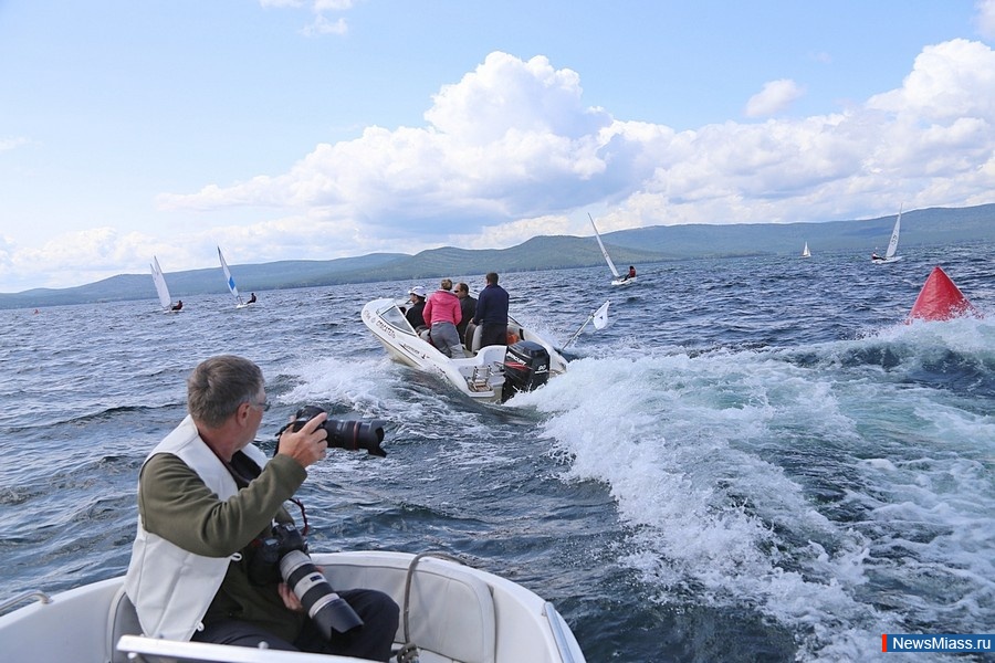    .       -      ,     ,  -  