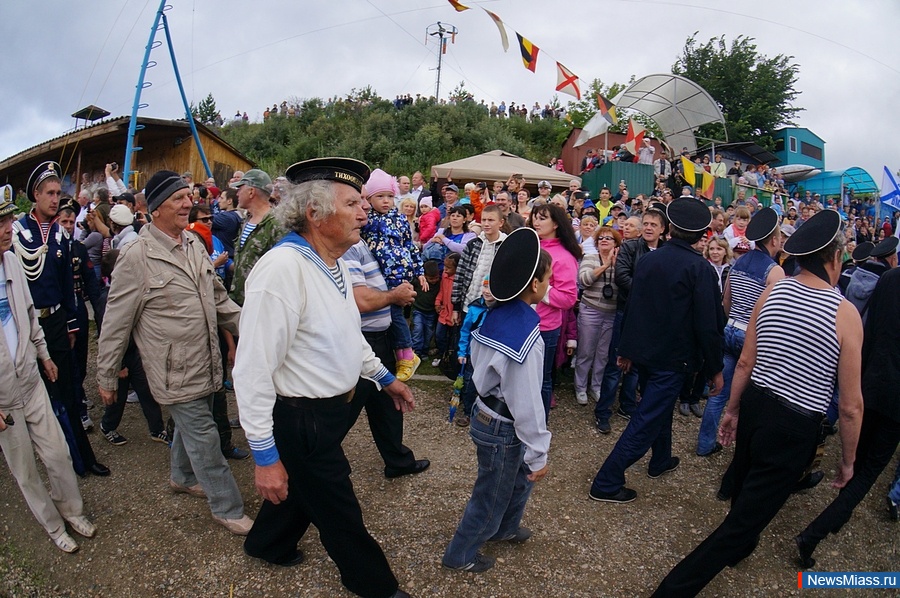   . 26       ,   ,   ,     