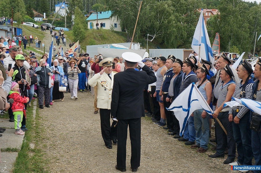   . 26       ,   ,   ,     