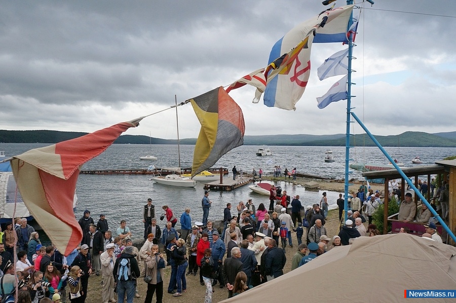   . 26       ,   ,   ,     