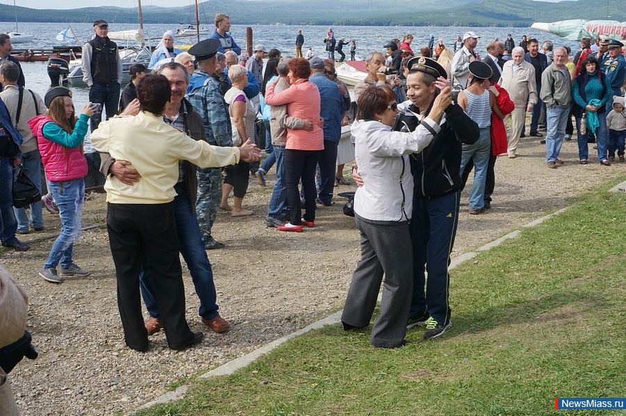   . 26       ,   ,   ,     