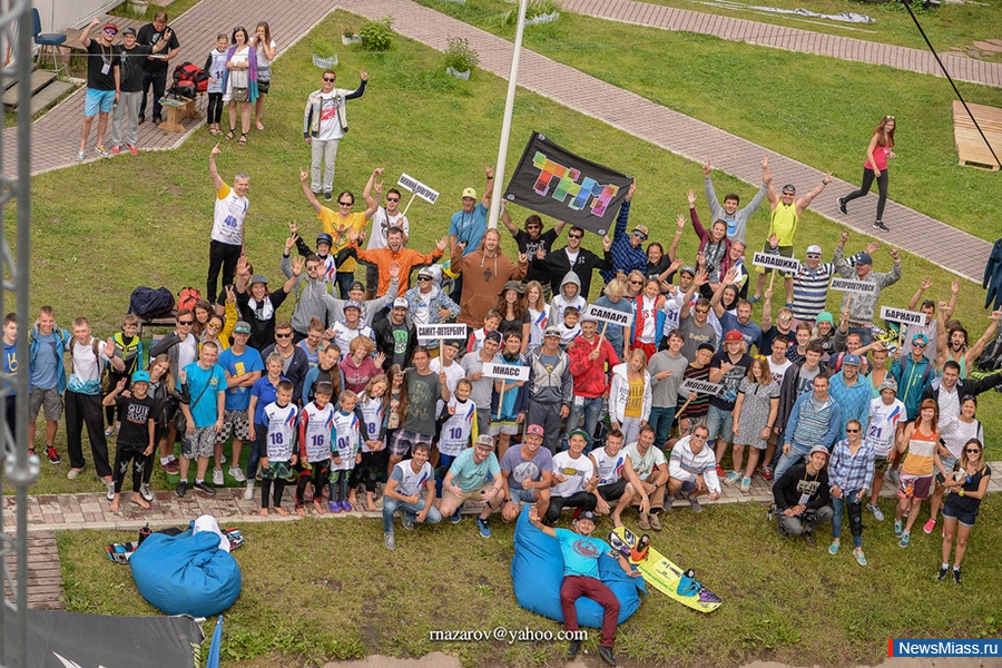 12 , 8   5  .  - ""       2015