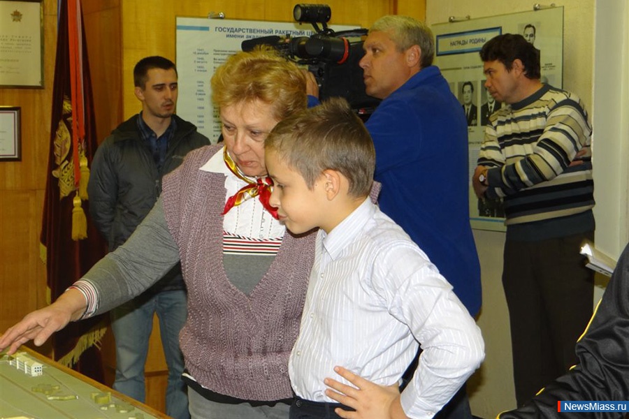    .          5  9    80 