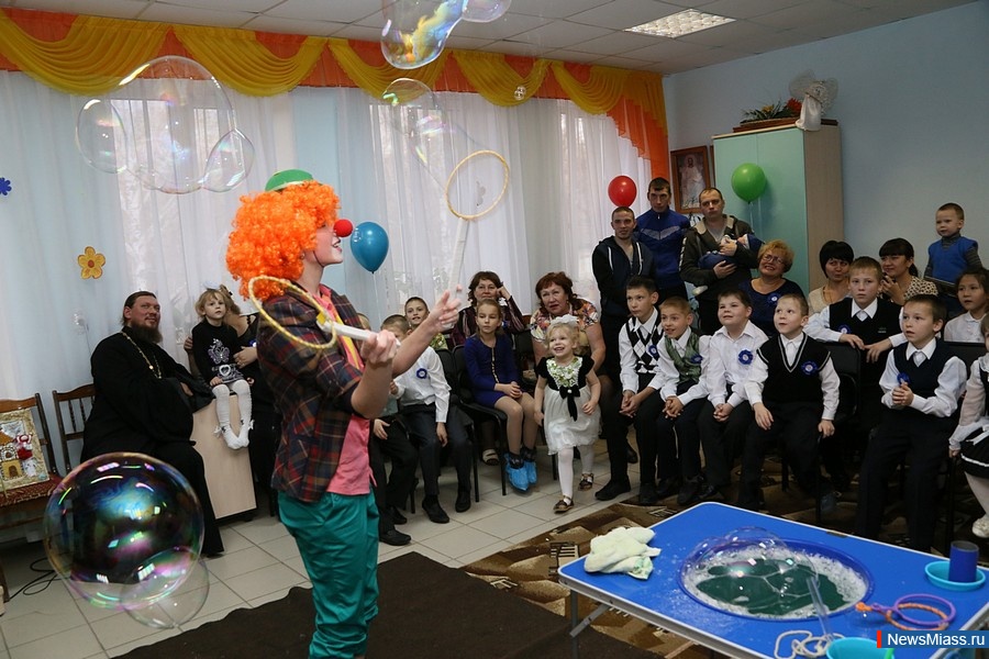   - 20 . 20  ,   90- ,          