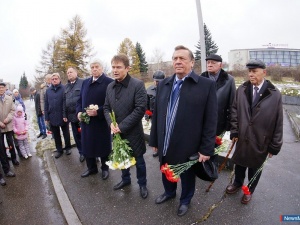 25 ������� - ���� ������ �.�. �������