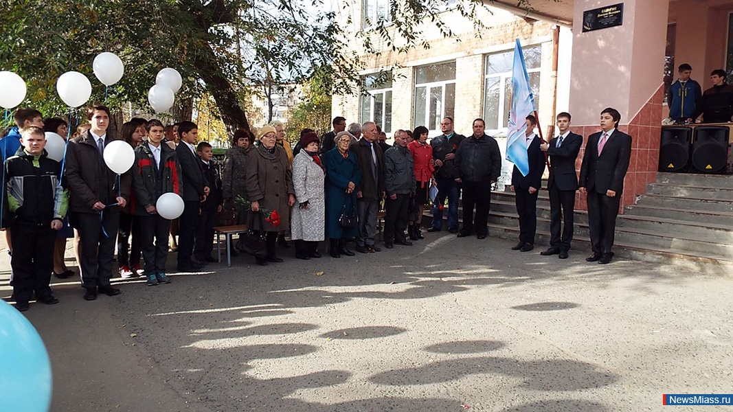  -  .    11        "  - "