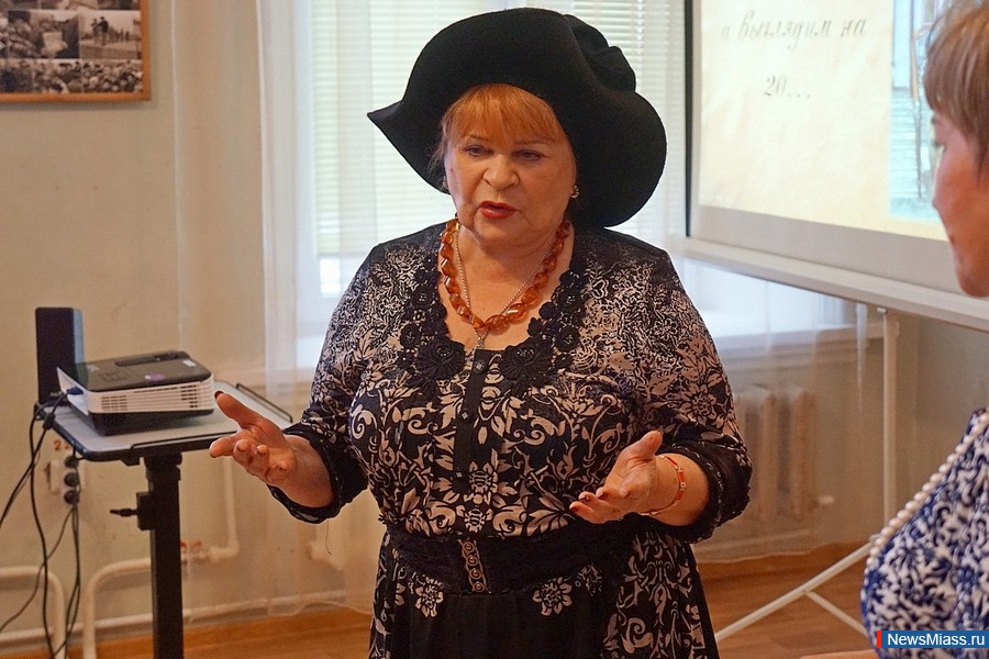  ,   .  -        100-