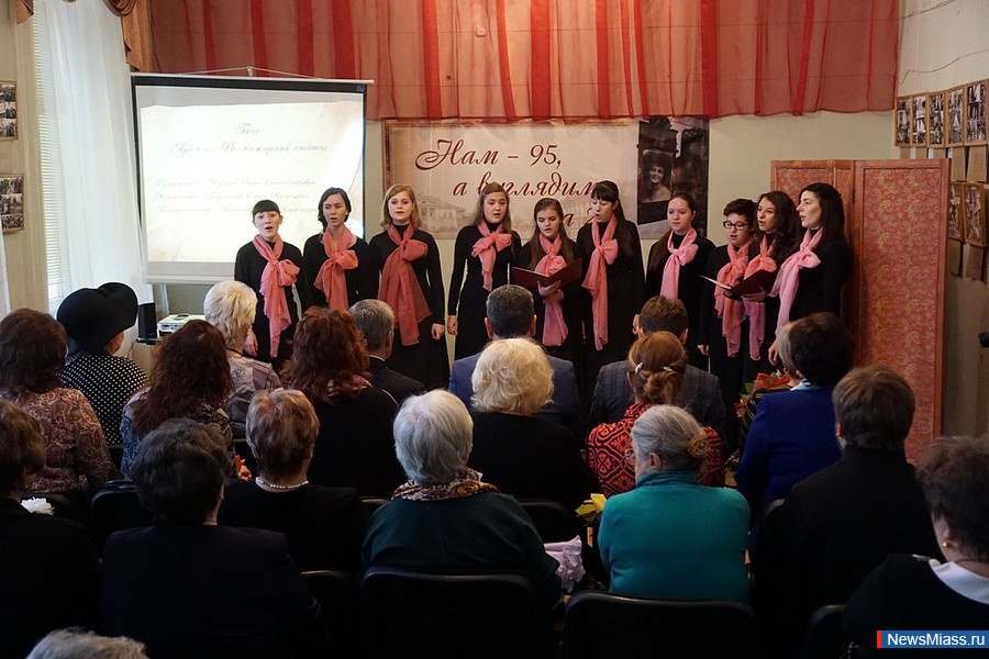  ,   .  -        100-