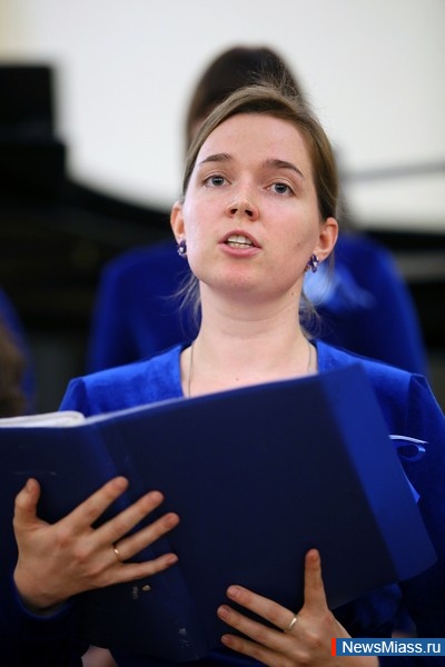 ������ ��� ������. � �������� �������� ��������� � �������� ��������� ������� � 100-����� ����������� �������� ����������� ������� ����������� ���������