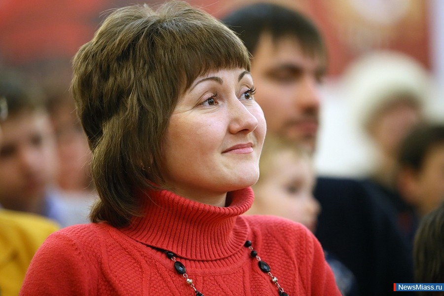 ������ ��� ������. � �������� �������� ��������� � �������� ��������� ������� � 100-����� ����������� �������� ����������� ������� ����������� ���������