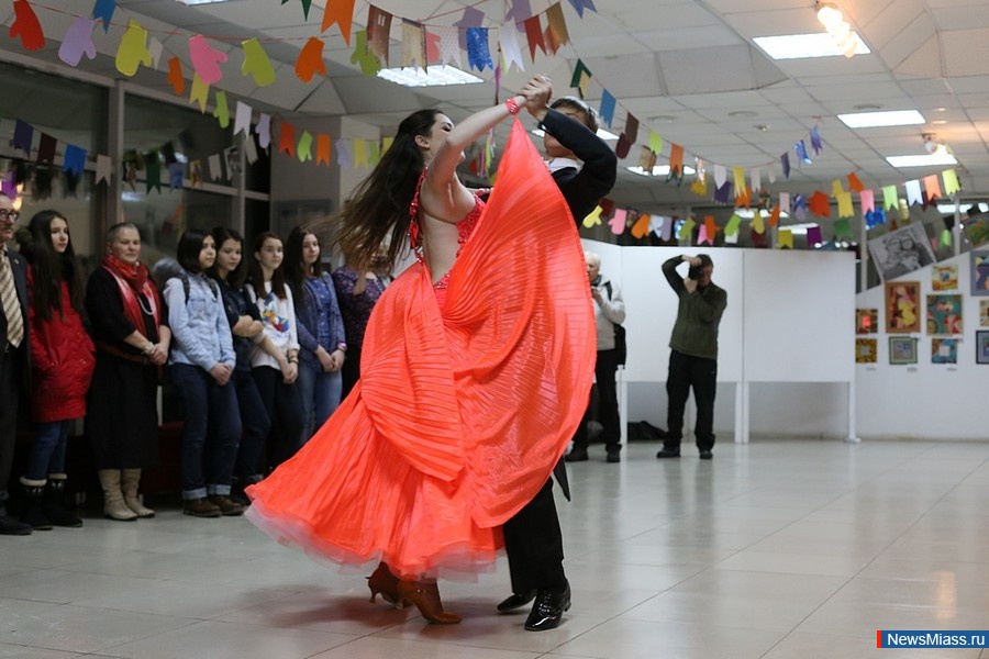  ""  10 .    ""   " "