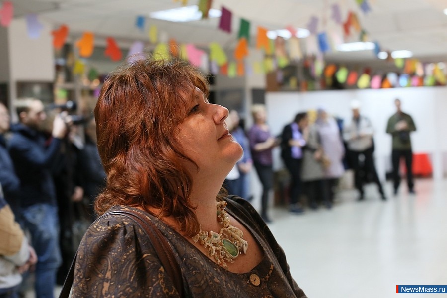  ""  10 .    ""   " "