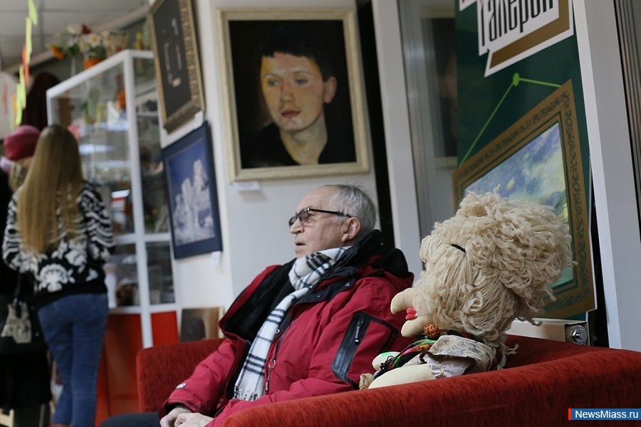  ""  10 .    ""   " "