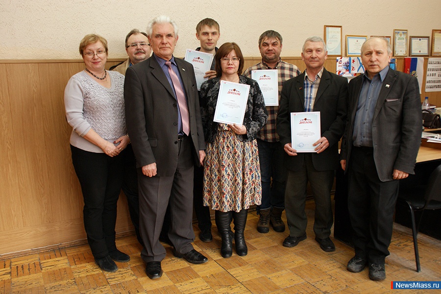    .       2015        118