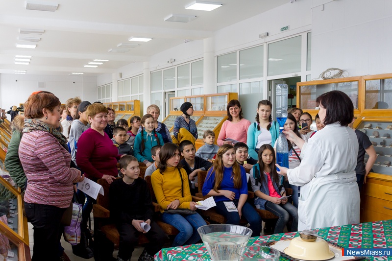 "  -    ...".        "  "