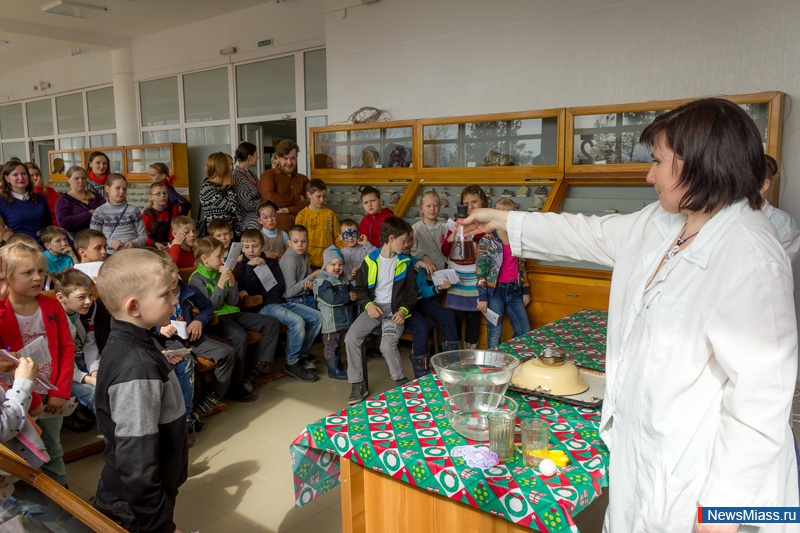 "  -    ...".        "  "