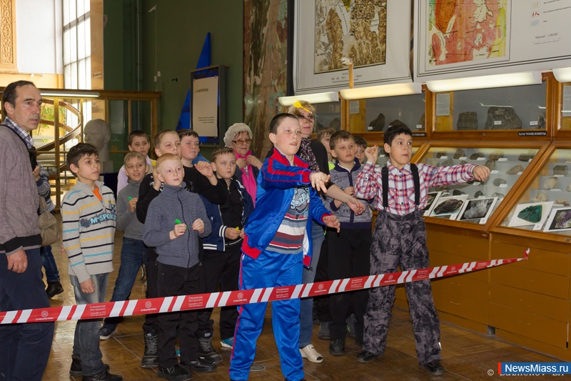 "  -    ...".        "  "