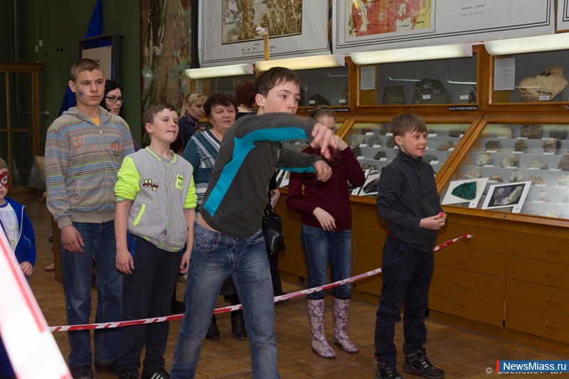 "  -    ...".        "  "