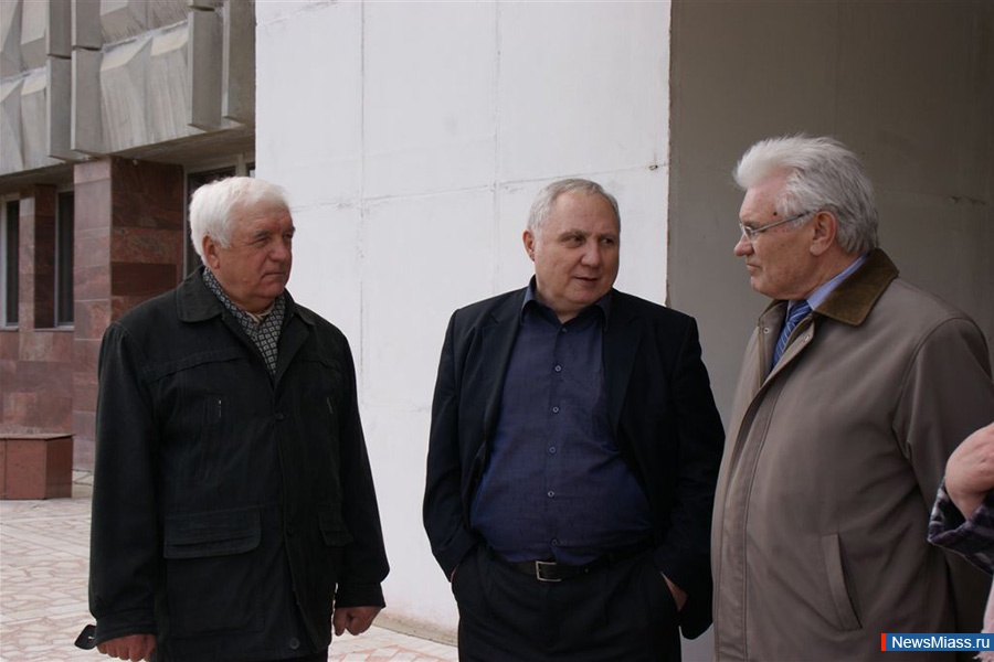  .   " "   - , -   ""  