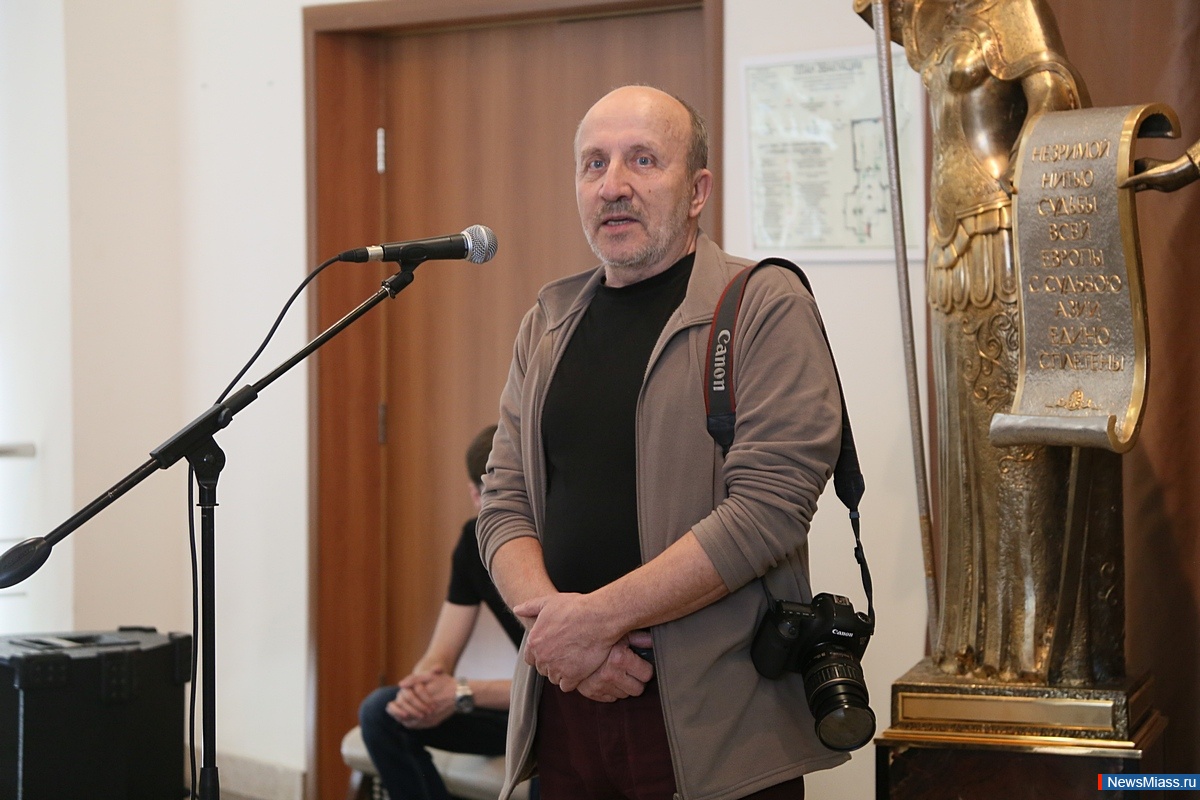 " .  ".        " .  "