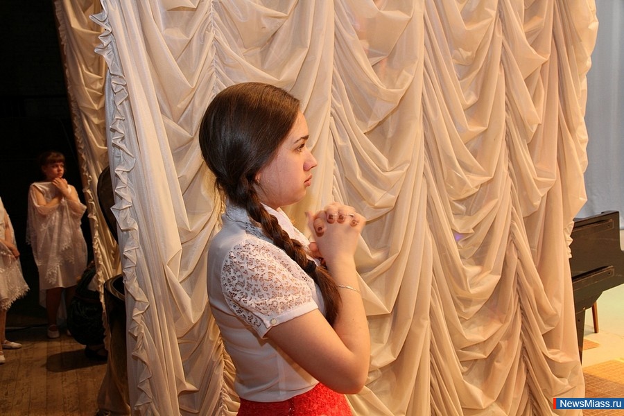   - !.     - XI   -    " "