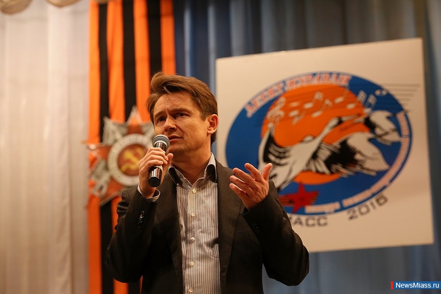   - !.     - XI   -    " "