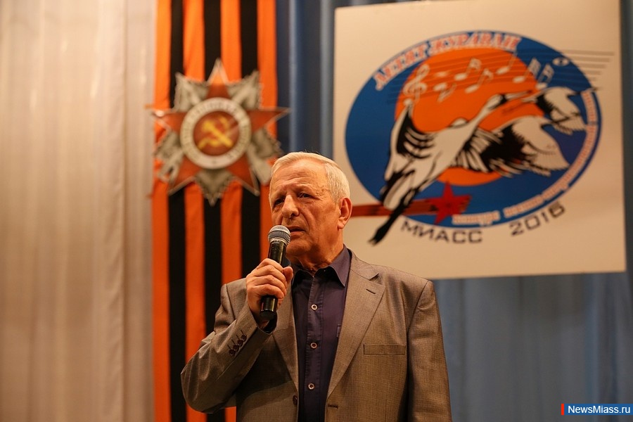   - !.     - XI   -    " "