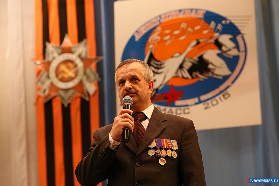   - !.     - XI   -    " "