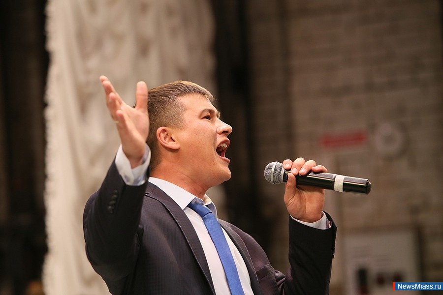   - !.     - XI   -    " "